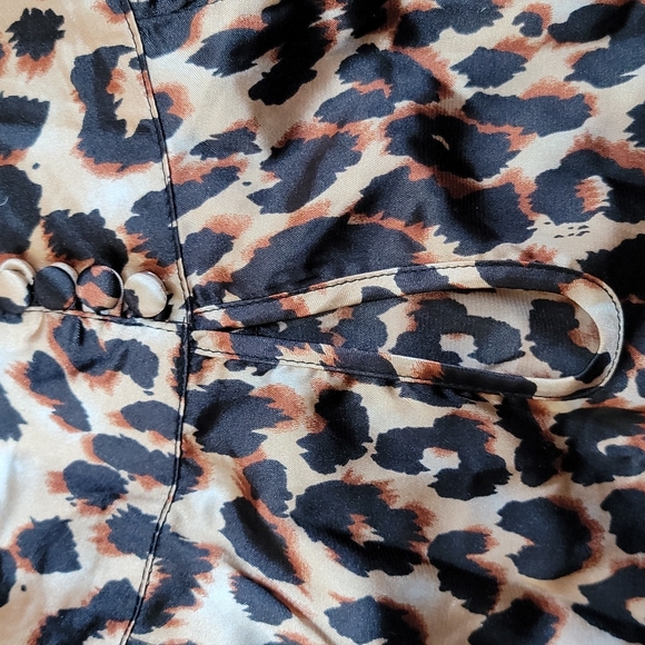 ‼️🆕️‼️Forever 21 Leopard Print Halter Top - Picture 4 of 5